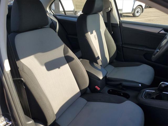 Used 2017 Volkswagen Jetta For Sale in Waterford Twp, MI