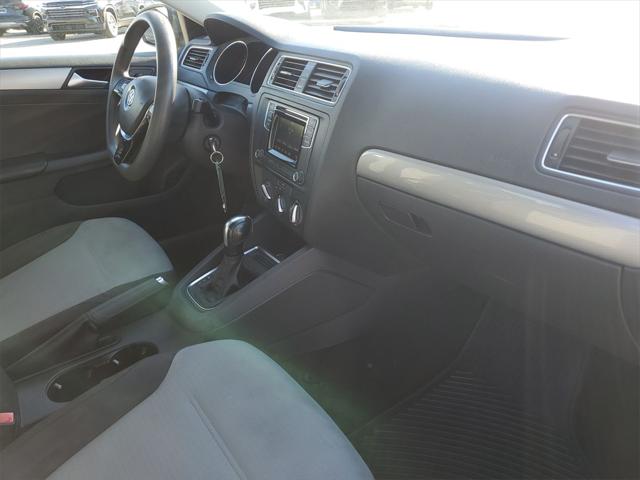 Used 2017 Volkswagen Jetta For Sale in Waterford Twp, MI