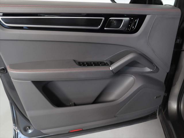 2021 Porsche Cayenne GTS
