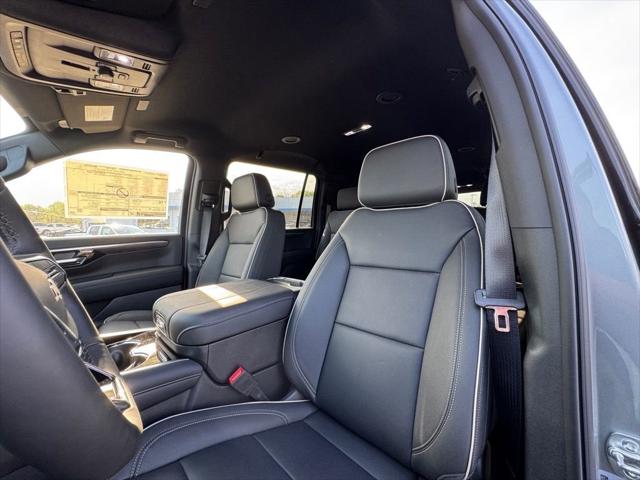 2025 Chevrolet Suburban 4WD Premier