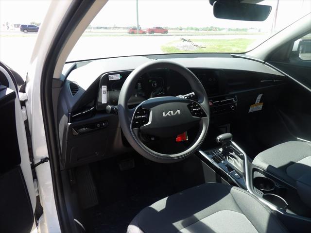 2025 Kia Niro LX