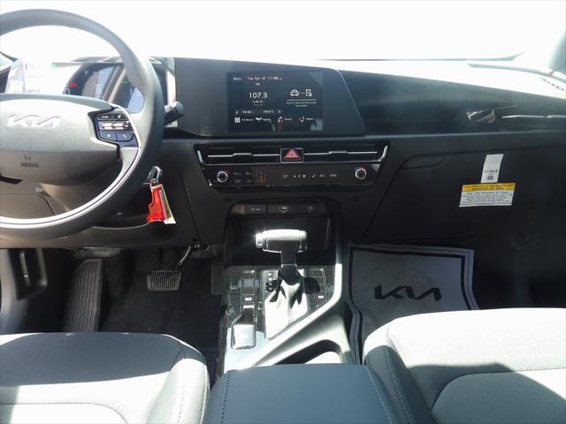 2025 Kia Niro LX