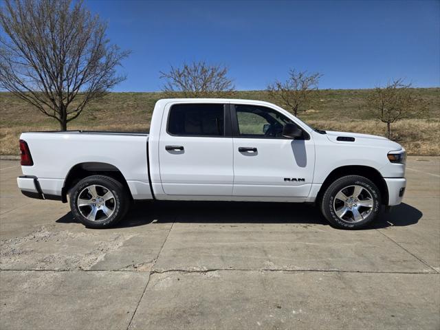 2025 RAM Ram 1500 RAM 1500 TRADESMAN CREW CAB 4X4 57 BOX