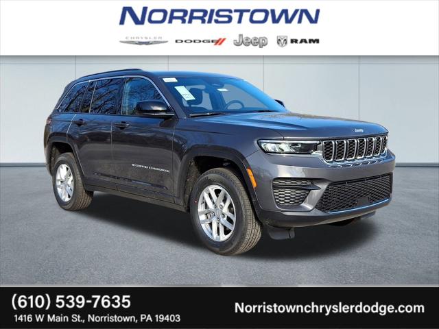 2025 Jeep Grand Cherokee GRAND CHEROKEE LAREDO X 4X4