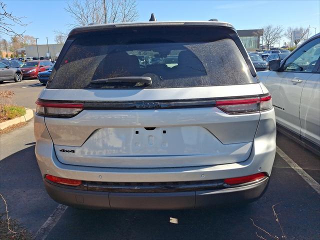 2025 Jeep Grand Cherokee GRAND CHEROKEE ALTITUDE 4X4