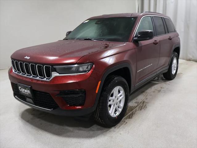 2025 Jeep Grand Cherokee GRAND CHEROKEE LAREDO 4X4