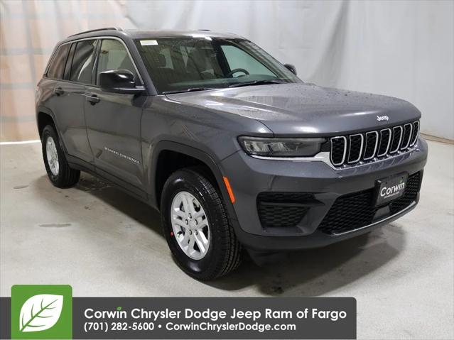 2025 Jeep Grand Cherokee GRAND CHEROKEE LAREDO 4X4