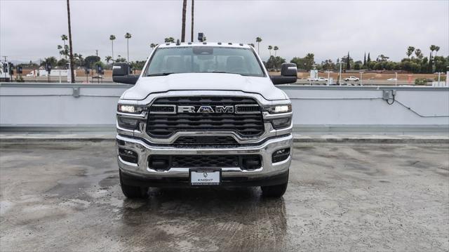 2025 RAM Ram 3500 RAM 3500 TRADESMAN REGULAR CAB 4X4 8 BOX