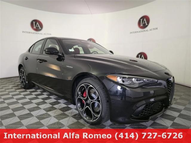2025 Alfa Romeo Giulia GIULIA AWD 2025 Alfa Romeo Giulia GIULIA AWD