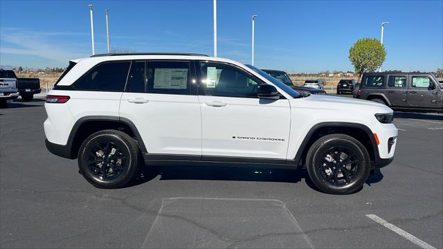 2025 Jeep Grand Cherokee GRAND CHEROKEE ALTITUDE 4X4