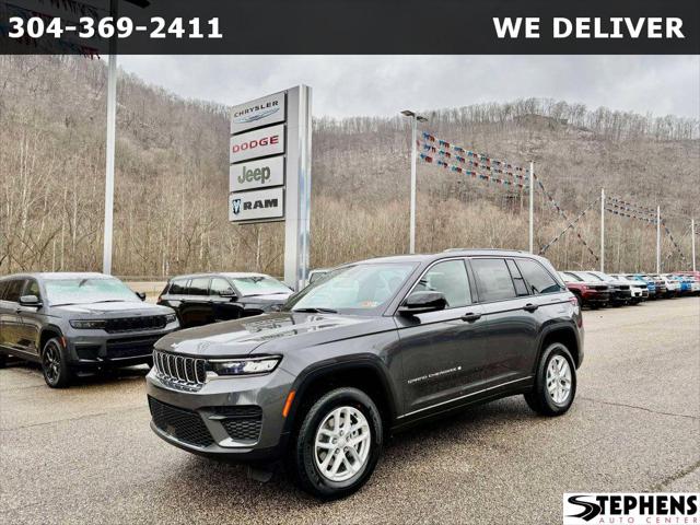 2025 Jeep Grand Cherokee GRAND CHEROKEE LAREDO X 4X4