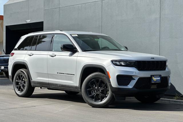 2025 Jeep Grand Cherokee GRAND CHEROKEE ALTITUDE 4X4