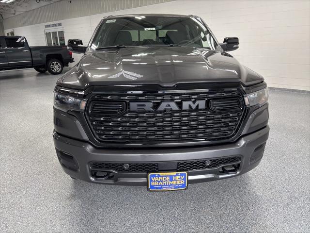 2025 RAM Ram 1500 RAM 1500 BIG HORN CREW CAB 4X4 57 BOX