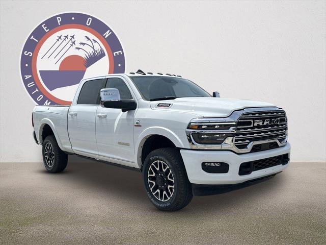 2025 RAM Ram 2500 RAM 2500 LIMITED LONGHORN CREW CAB 4X4 64 BOX