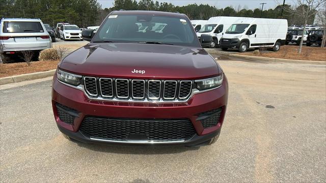 2025 Jeep Grand Cherokee GRAND CHEROKEE LAREDO X 4X4