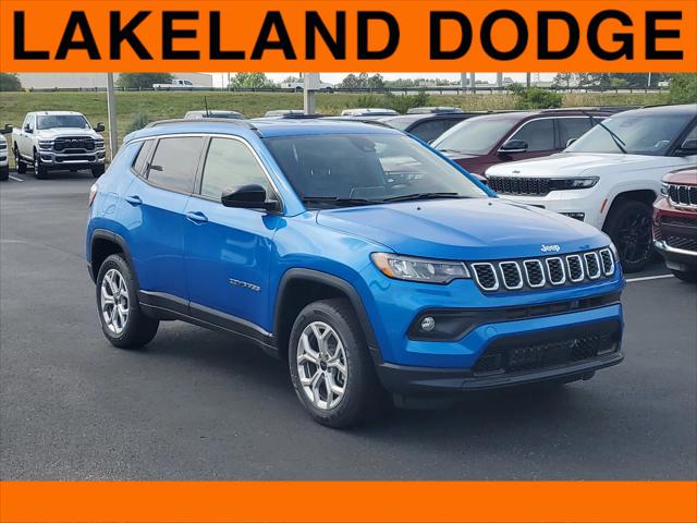 2025 Jeep Compass COMPASS LATITUDE 4X4