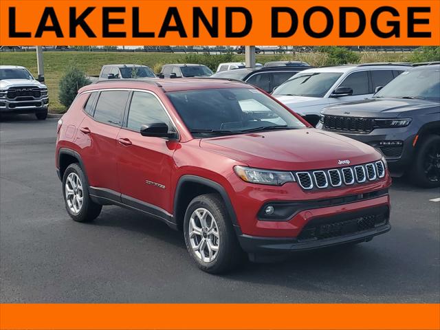 2025 Jeep Compass COMPASS LATITUDE 4X4