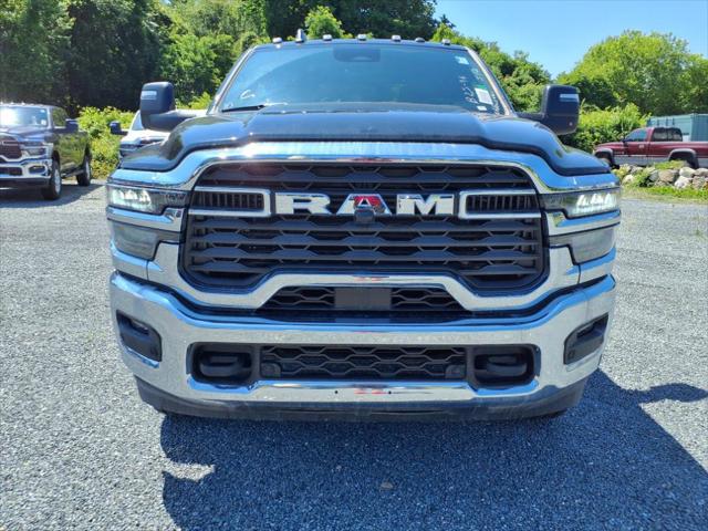 2025 RAM Ram 2500 RAM 2500 TRADESMAN CREW CAB 4X4 64 BOX