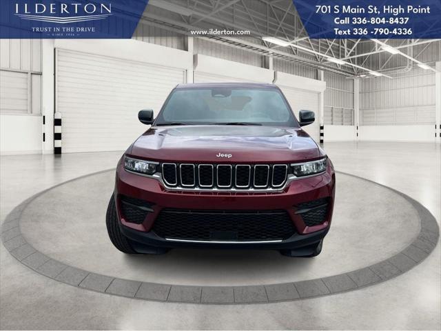 2025 Jeep Grand Cherokee GRAND CHEROKEE LAREDO X 4X4