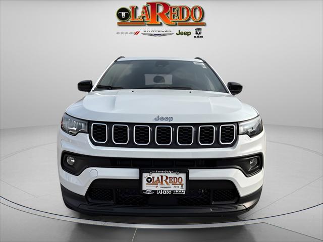 2025 Jeep Compass COMPASS LATITUDE 4X4
