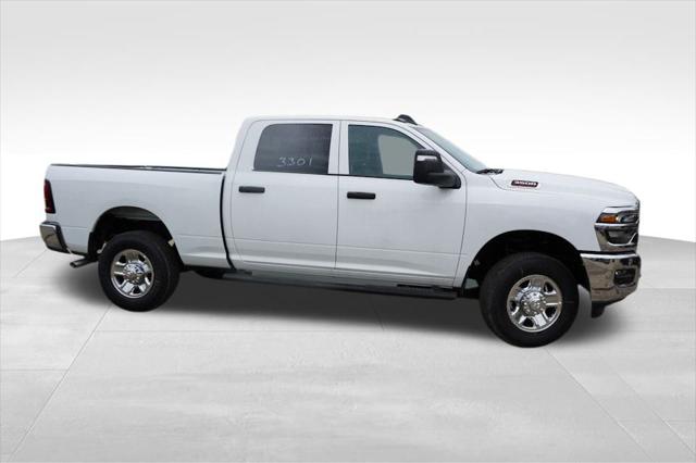 2025 RAM Ram 3500 RAM 3500 TRADESMAN CREW CAB 4X4 64 BOX