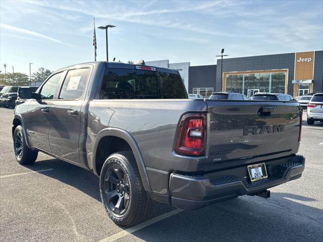 2025 RAM Ram 1500 RAM 1500 BIG HORN CREW CAB 4X2 57 BOX