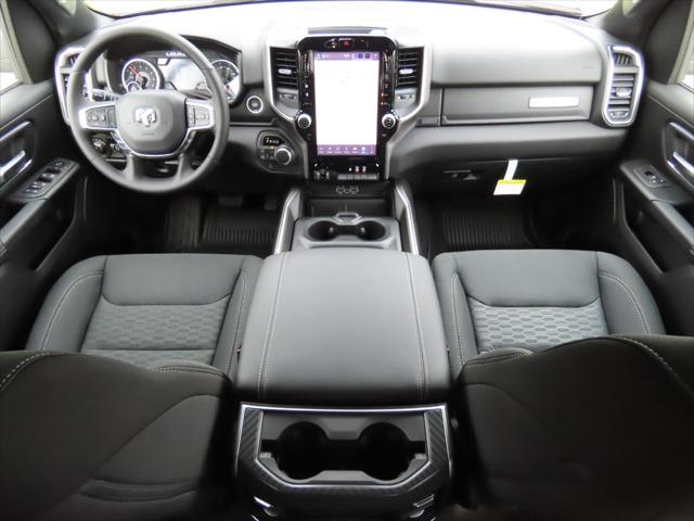 2025 RAM Ram 1500 RAM 1500 LONE STAR CREW CAB 4X4 57 BOX