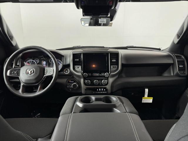 2025 RAM Ram 1500 RAM 1500 TRADESMAN CREW CAB 4X4 57 BOX