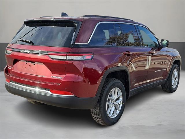 2025 Jeep Grand Cherokee GRAND CHEROKEE LAREDO X 4X4
