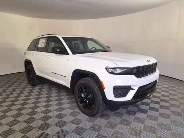 2025 Jeep Grand Cherokee GRAND CHEROKEE ALTITUDE 4X4
