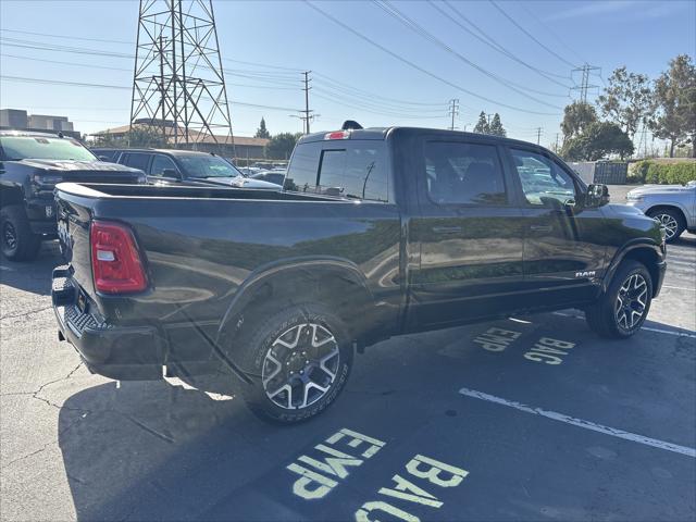 2025 RAM Ram 1500 RAM 1500 LARAMIE CREW CAB 4X2 57 BOX