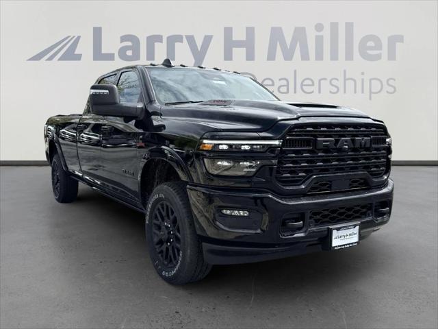 2025 RAM Ram 3500 RAM 3500 LIMITED CREW CAB 4X4 8 BOX