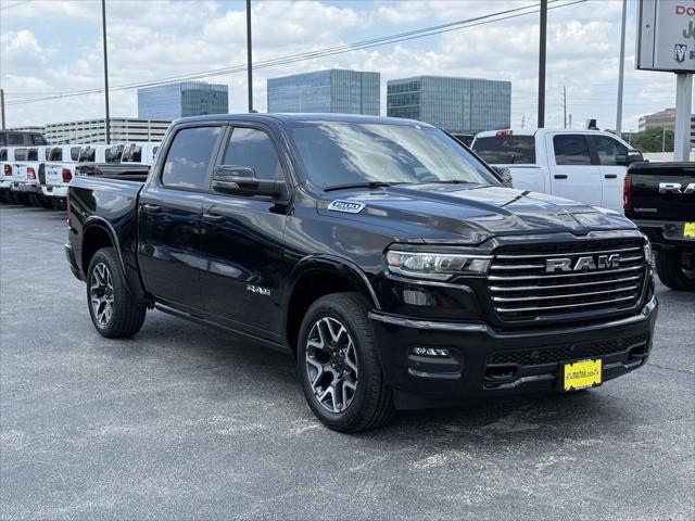 2025 RAM Ram 1500 RAM 1500 LARAMIE CREW CAB 4X4 57 BOX