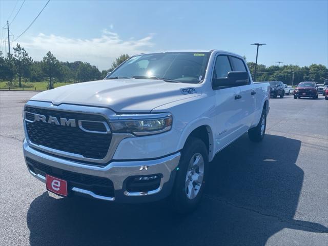 2025 RAM Ram 1500 RAM 1500 LONE STAR CREW CAB 4X2 64 BOX
