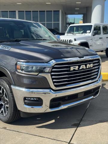 2025 RAM Ram 1500 RAM 1500 LARAMIE CREW CAB 4X2 57 BOX