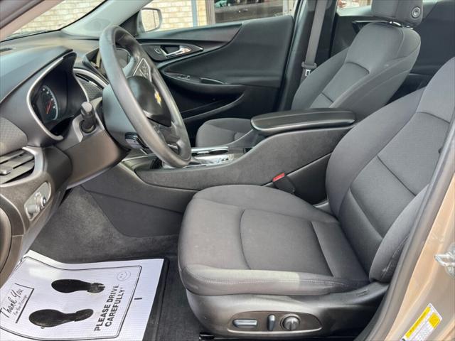 2022 Chevrolet Malibu FWD LT