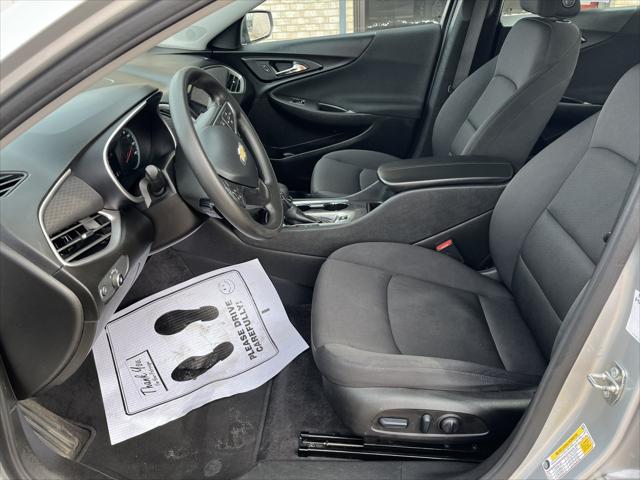 2022 Chevrolet Malibu FWD LT