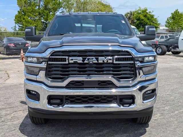 2025 RAM Ram 2500 RAM 2500 TRADESMAN CREW CAB 4X4 64 BOX