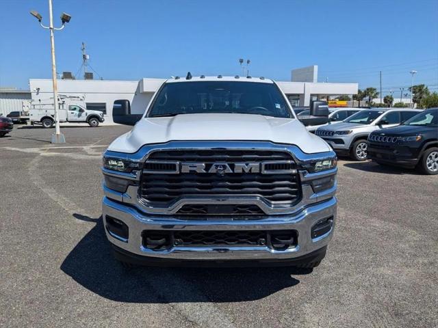 2025 RAM Ram 2500 RAM 2500 TRADESMAN CREW CAB 4X4 64 BOX