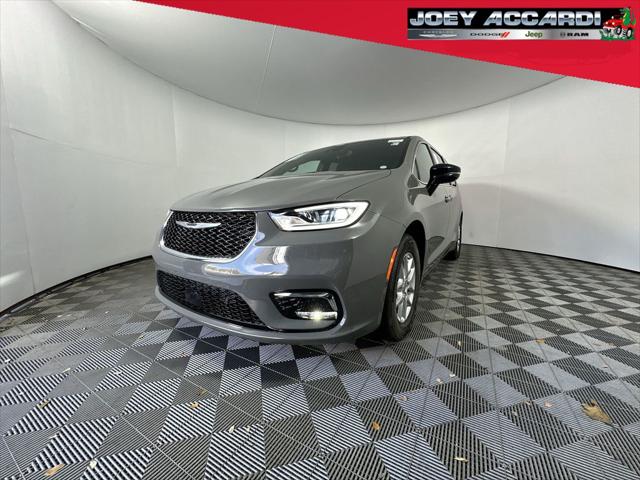 2025 Chrysler Pacifica PACIFICA SELECT