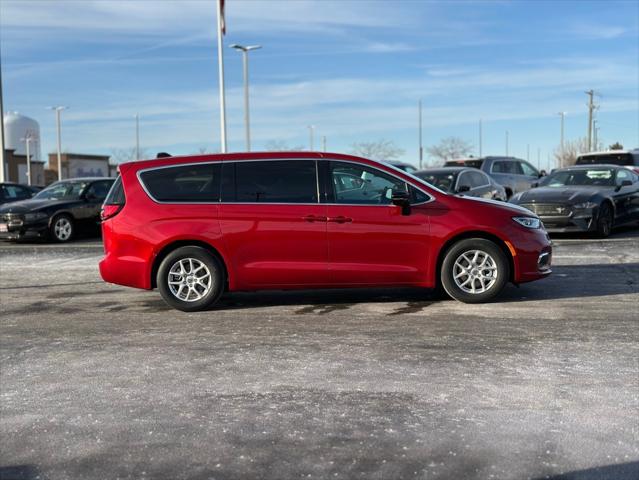 2025 Chrysler Pacifica PACIFICA SELECT