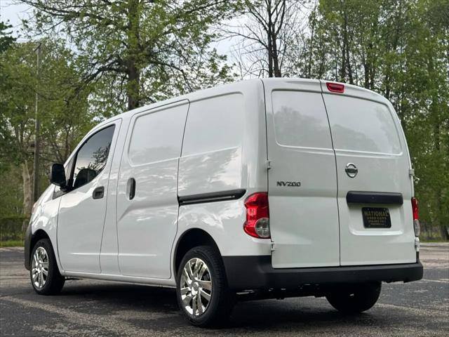 2013 Nissan NV200 S