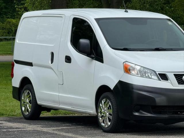 2013 Nissan NV200 S