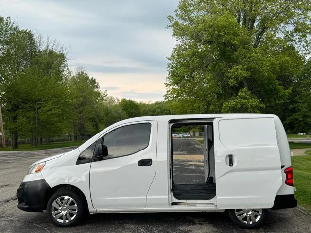 2013 Nissan NV200 S