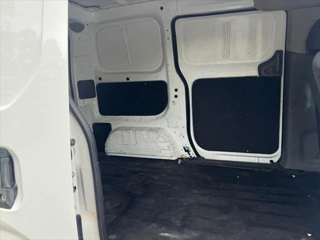 2013 Nissan NV200 S