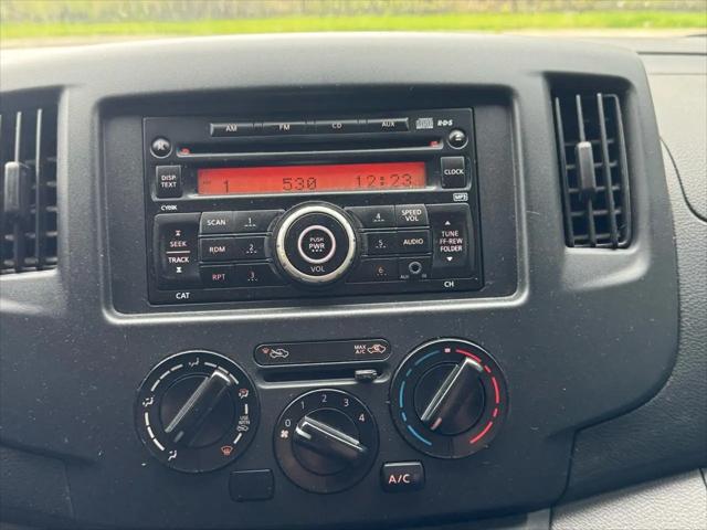 2013 Nissan NV200 S