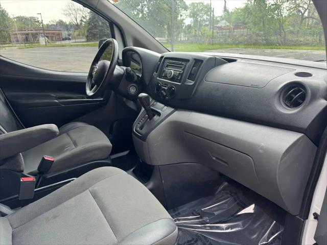 2013 Nissan NV200 S