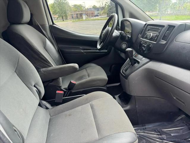 2013 Nissan NV200 S