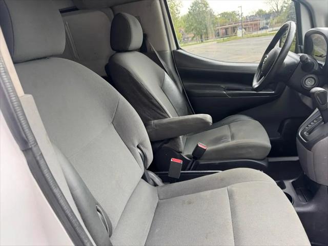 2013 Nissan NV200 S
