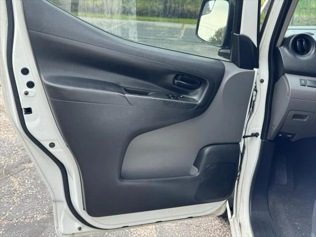 2013 Nissan NV200 S